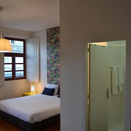 Oporto Brothers Suites Pensión *